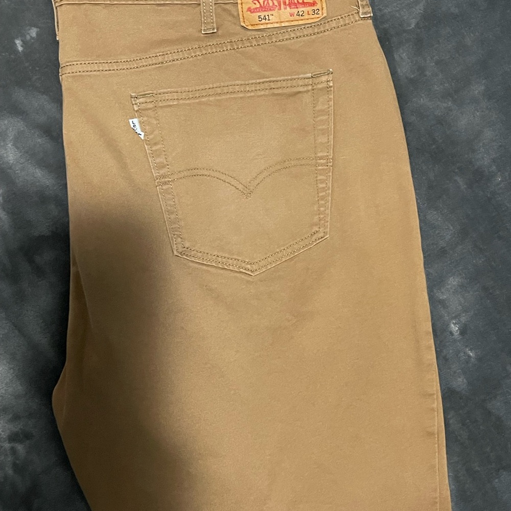 Levi's 541 Athletic Taper Fit 42x32 brown - Picture 2 of 8